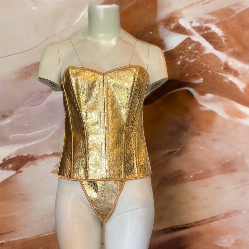 Women’s Gold corset 2 piece set plus size shape wear